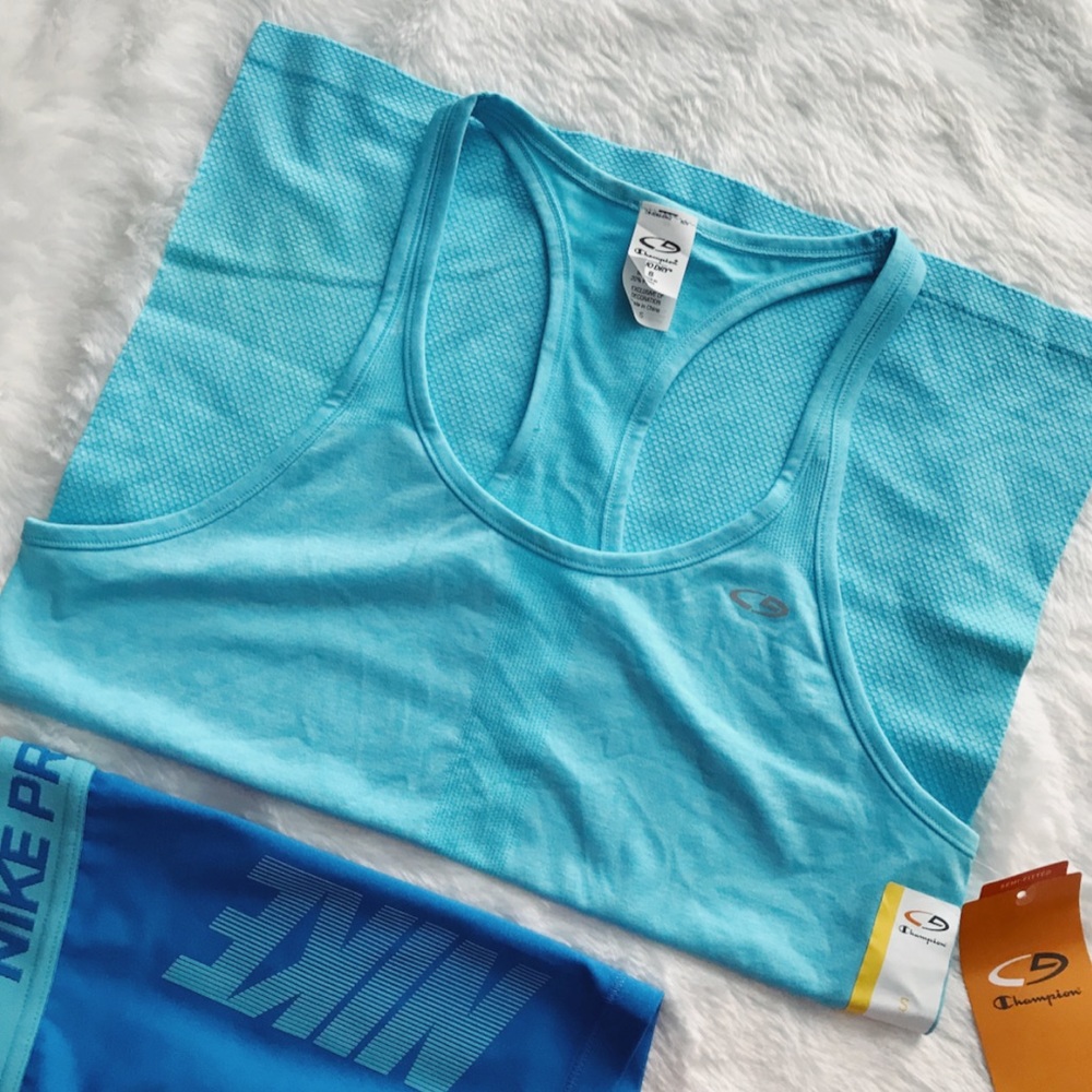 ❗️SOLD❗️NWT Champion Duo Dry Workout Racerback Top
